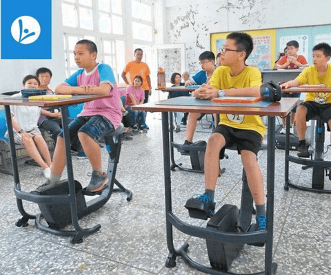 Integrating Kinesthetic Desks Into Classrooms